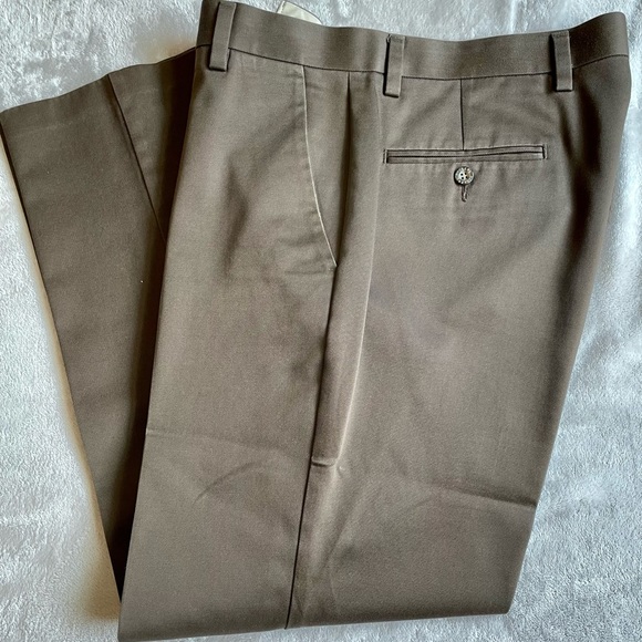 Dockers Classic Fit Pants⚓️💪🏽🙌🏻 - Picture 4 of 6